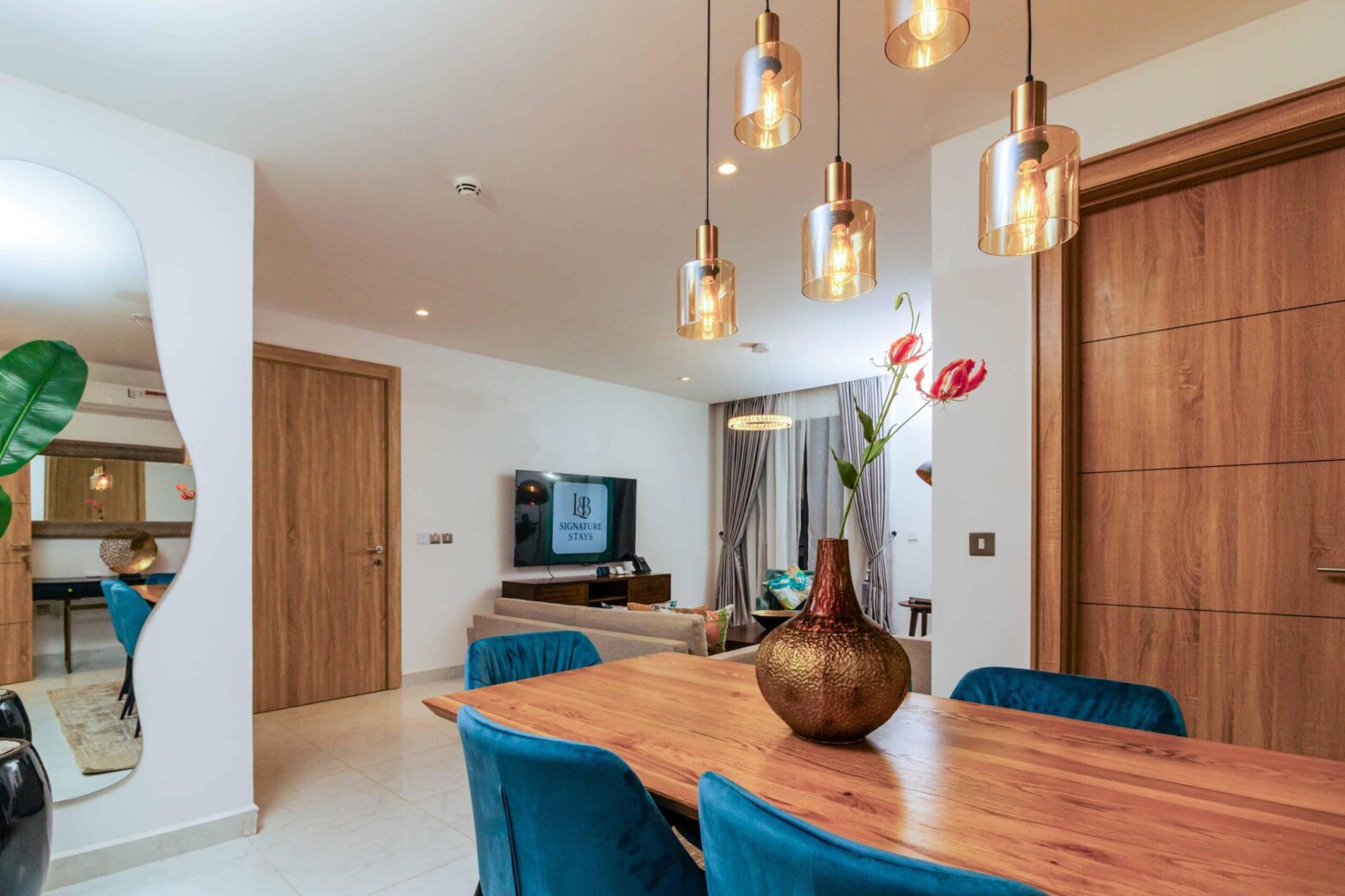 L&B Signature Stays Apartment
